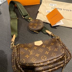 LOUIS VUITTON MULTI POCHETTE ACCESSORIES